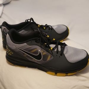 Men's Nike Flex training tennis shoes